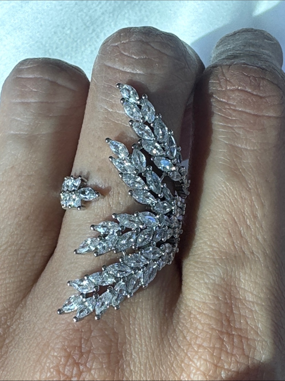 Crystal Leaf Wrap Ring - Silver Sparkle - Picture 5 of 6